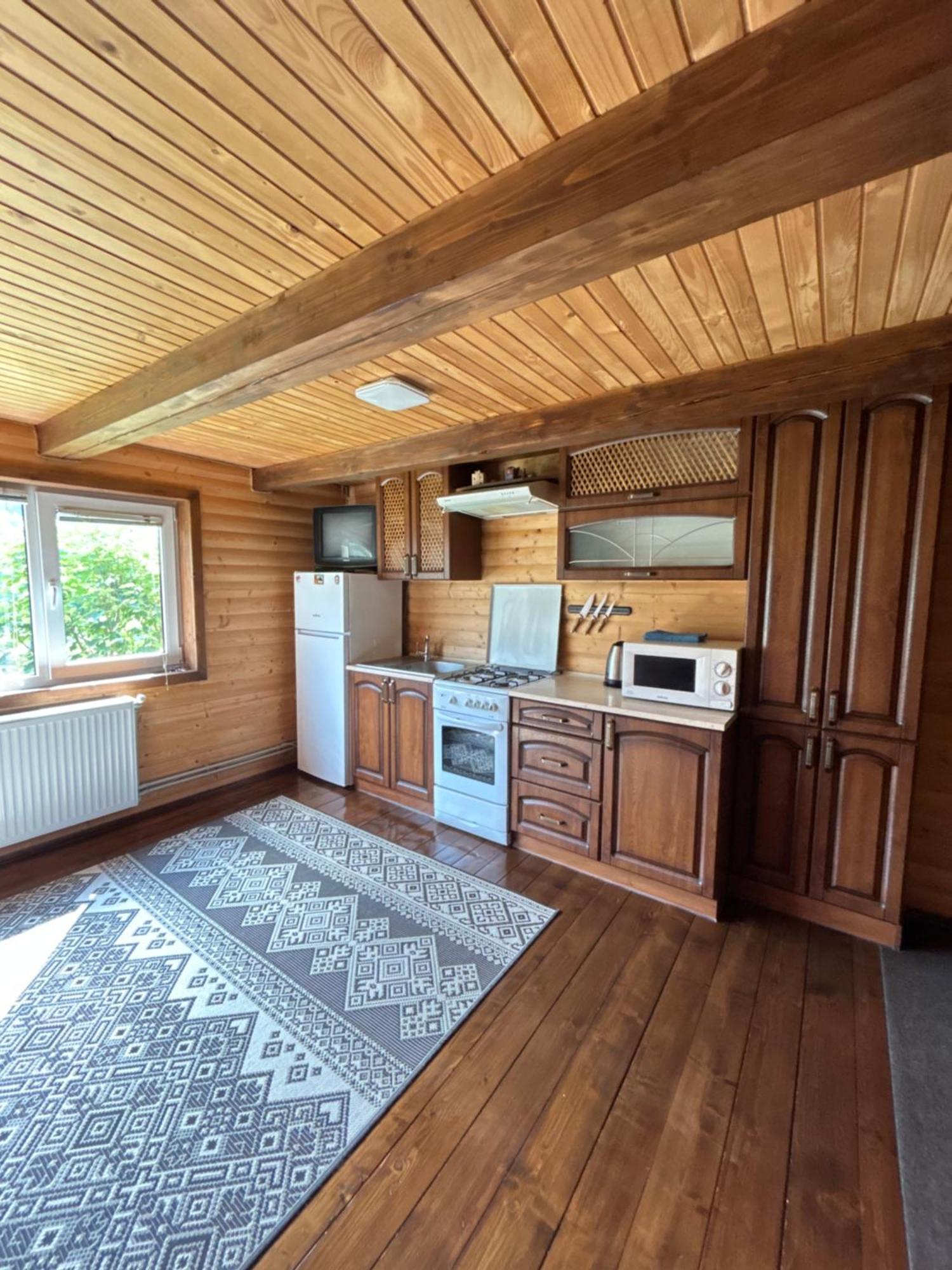 Guest House Kaspiy Bukovel Kültér fotó